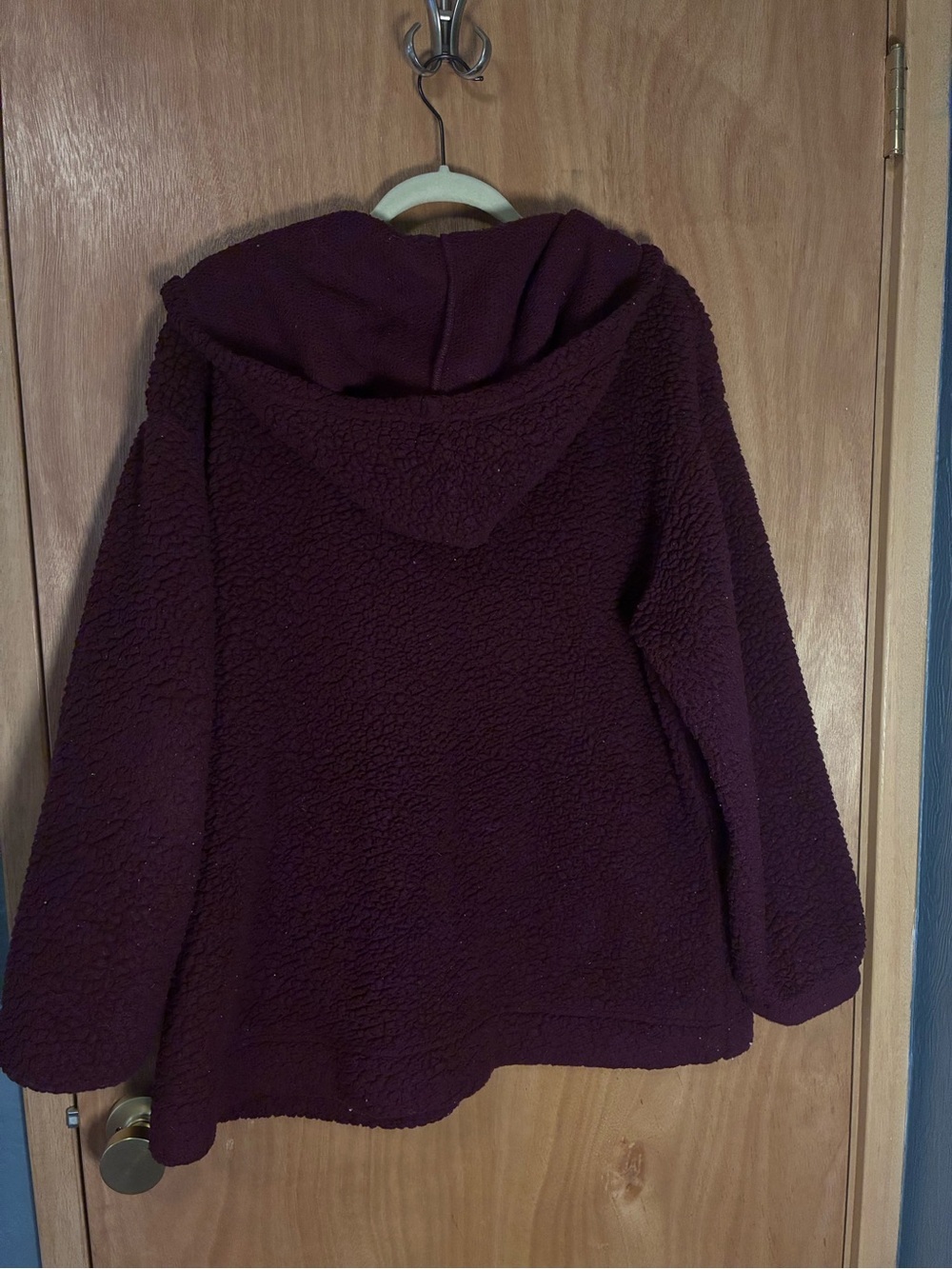 EUC Koolaburra Ugg XL Purple/Maroon Sherpa 1/4 1/4 Zip Hooded Pullover Jacket - Picture 5 of 6